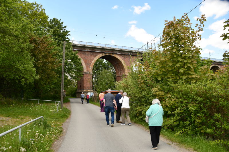 Besuch der tschechischen Partner an der Göltschtalbrücke